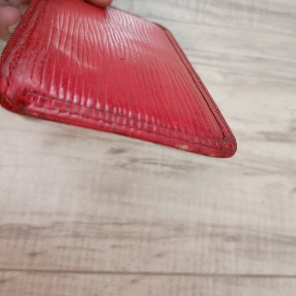 Louis Vuitton Epi Pochette Cles Coin Wallet Coin Case Red Hardware Gold - Picture 9 of 14